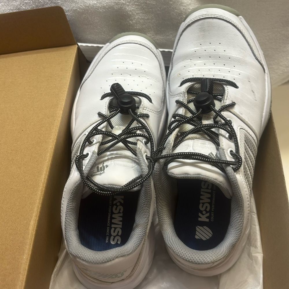Tennis & pickleball shoes